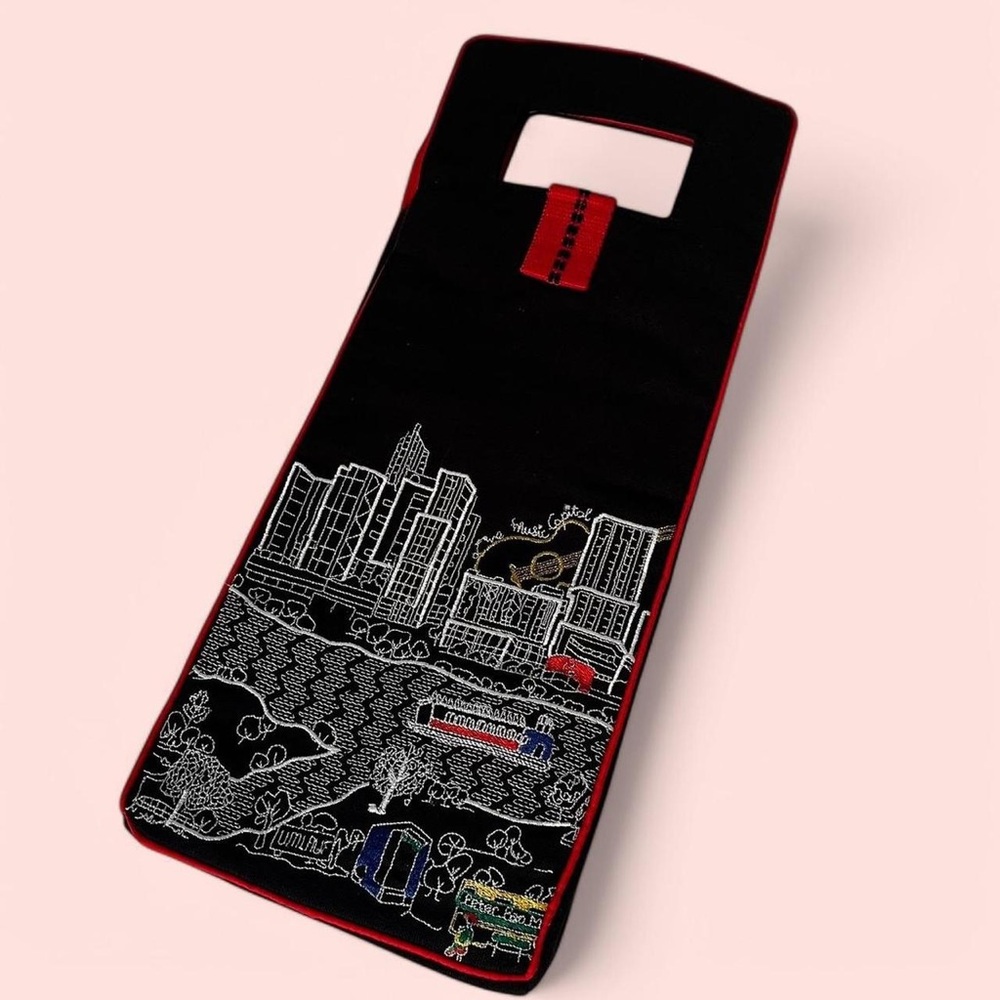Austin, Texas skyline embroidered wine bag